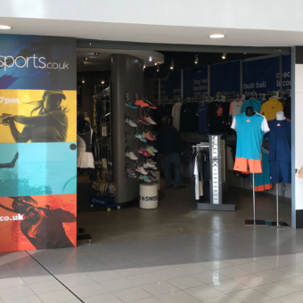 Stringsports shopfront